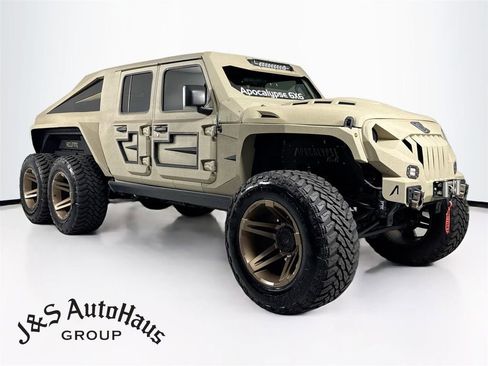 Used 2023 Jeep Gladiator Sport AWD/4WD image 1