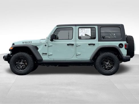 Used 2024 Jeep Wrangler Unlimited Sport AWD/4WD image 4