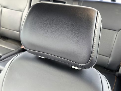 Used 2025 Ford F250 Lariat w/ Lariat Ultimate Package image 21