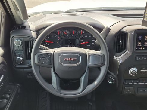 New 2026 GMC Sierra 2500 Pro w/ X31 Off-Road Package image 9