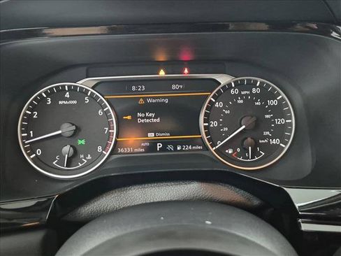 Used 2024 Nissan Pathfinder SL AWD/4WD image 11