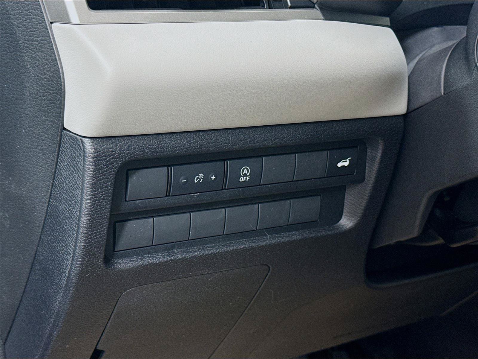 New 2026 Mitsubishi Outlander SE AWD/4WD image 7