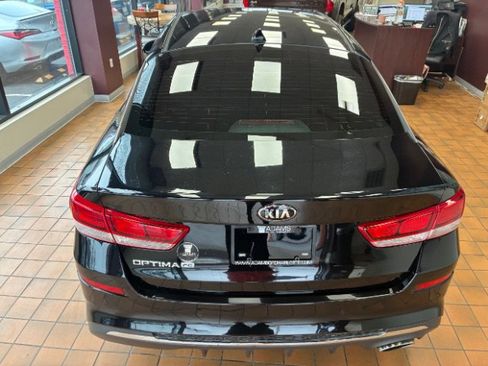 Used 2019 Kia Optima LX FWD image 13