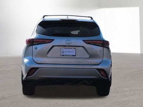Certified 2021 Toyota Highlander Platinum image 6