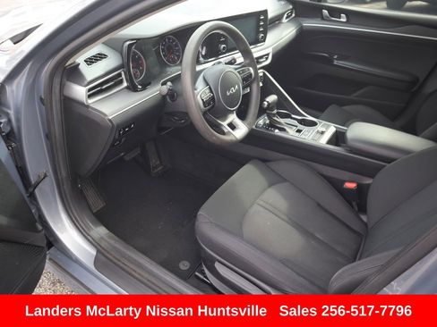 Used 2023 Kia K5 LXS FWD image 17