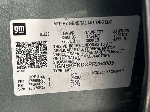 Used 2023 Chevrolet Suburban Premier AWD/4WD image 35