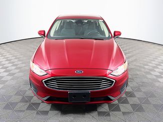 Used 2020 Ford Fusion SE FWD video 2