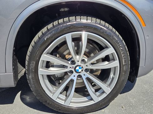 Used 2016 BMW X5 xDrive50i AWD/4WD image 11
