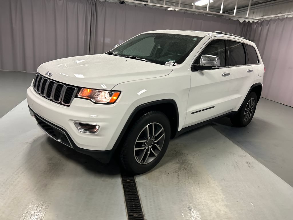 Used 2020 Jeep Grand Cherokee Limited AWD/4WD image 3
