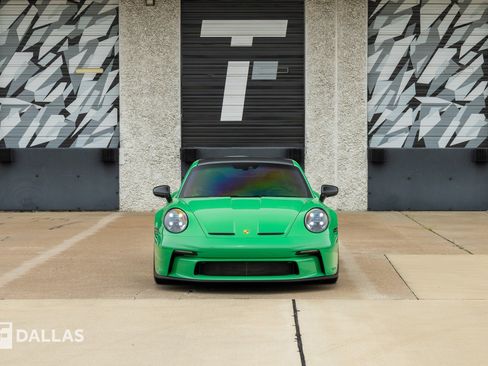 Used 2022 Porsche 911 GT3 RWD image 3