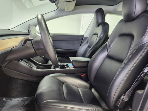Used 2020 Tesla Model 3 Long Range image 11