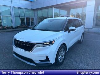 Used 2024 Kia Carnival LX FWD video 1