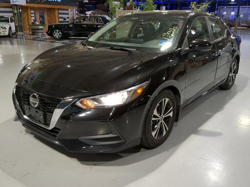 Used 2020 Nissan Sentra SV FWD image 1
