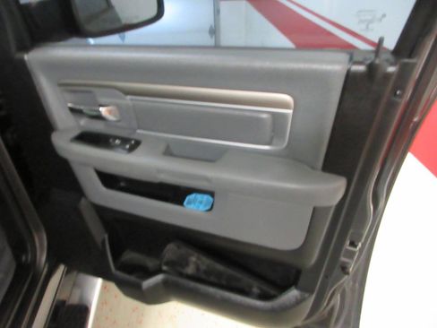 Used 2015 RAM 1500 Big Horn AWD/4WD image 33
