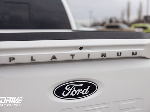 Used 2025 Ford F150 Platinum image 14