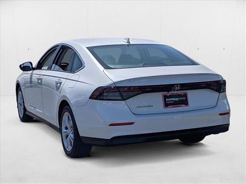 New 2025 Honda Accord SE image 8