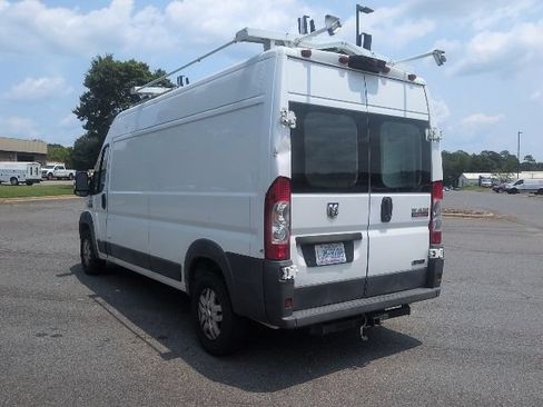 Used 2015 RAM ProMaster 2500 w/ Mopar Trailer Tow Group FWD image 10