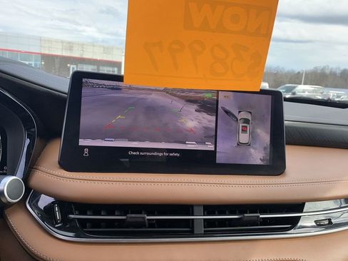 Used 2023 INFINITI QX60 Sensory w/ Vision Package image 18