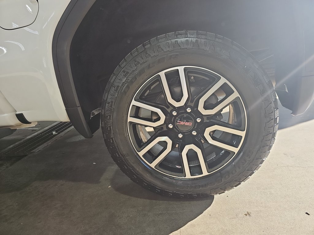 Certified 2021 GMC Sierra 1500 AT4 w/ AT4 Value Package AWD/4WD image 36