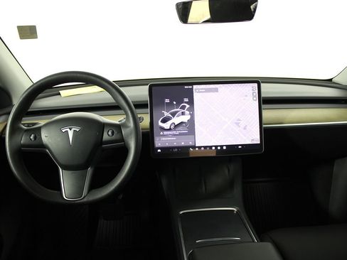 Used 2023 Tesla Model Y Long Range image 13