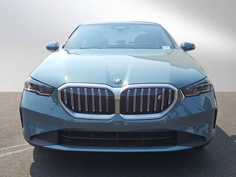 New 2026 BMW i5 eDrive40 image 8