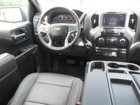 Used 2022 Chevrolet Silverado 1500 LT w/ All Star Edition Plus RWD image 13