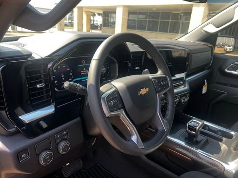 New 2026 Chevrolet Silverado 1500 LT w/ Safety Package RWD image 27