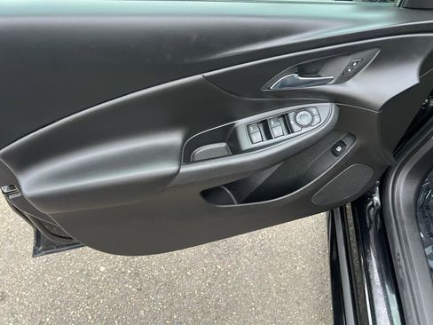 Used 2018 Chevrolet Volt LT w/ Comfort Package image 14