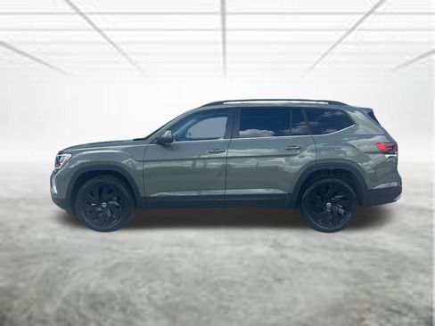 New 2026 Volkswagen Atlas SE FWD image 2