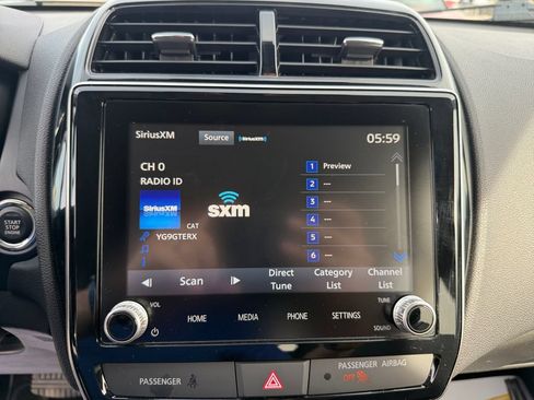 Used 2024 Mitsubishi Outlander Sport SE AWD/4WD image 17