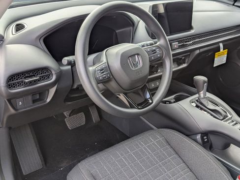 New 2026 Honda HR-V LX image 4