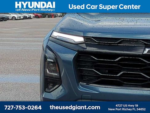 Used 2025 Chevrolet Equinox RS w/ Safety and Technology Package FWD image 9