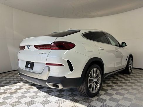 Used 2023 BMW X6 xDrive40i w/ Premium Package image 7