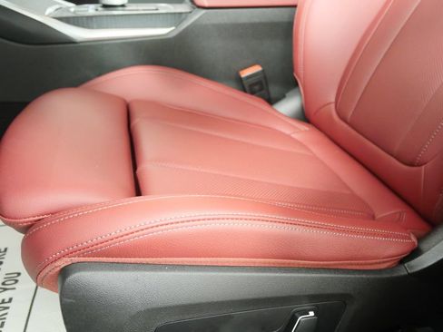 Used 2025 BMW 330i Sedan RWD image 9