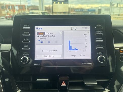 Used 2024 Toyota Camry SE image 30