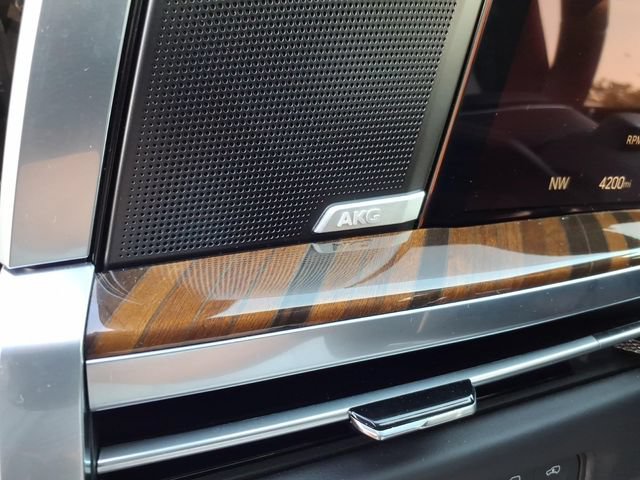 Certified 2026 Cadillac Escalade Platinum Sport w/ LPO, ONYX Package AWD/4WD image 31