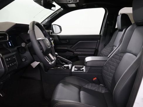 New 2026 Toyota 4Runner TRD Sport Premium AWD/4WD image 12