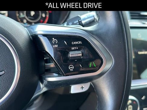 Used 2022 Jaguar E-PACE 300 Sport image 7