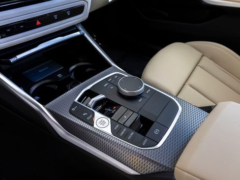 New 2026 BMW 330i Sedan image 17