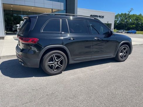 Used 2021 Mercedes-Benz GLB 250 4MATIC image 11