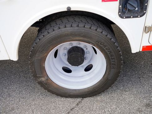 Used 2015 Ford F450 XL RWD image 34
