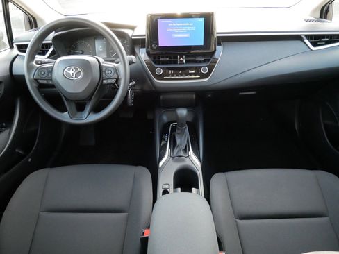 Certified 2024 Toyota Corolla LE image 10