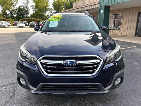 Used 2018 Subaru Outback 2.5i Limited w/ Popular Package #2 image 8