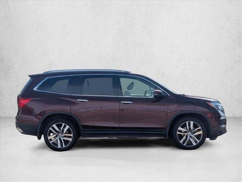 Used 2018 Honda Pilot Elite image 4