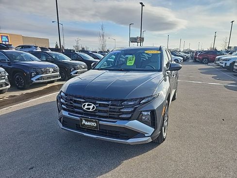 Certified 2025 Hyundai Tucson SEL image 1