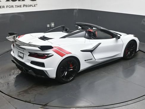 New 2027 Chevrolet Corvette Grand Sport RWD image 22