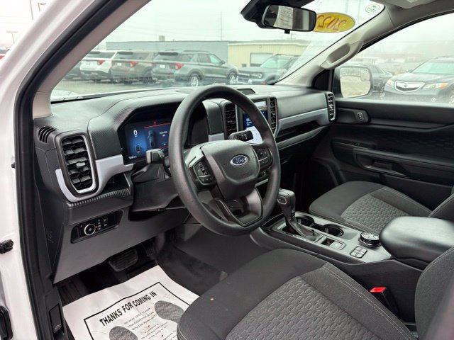 Used 2025 Ford Ranger XL AWD/4WD image 3