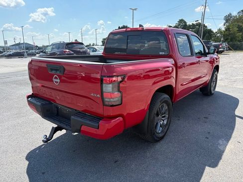 Used 2025 Nissan Frontier SV w/ SV Convenience Package AWD/4WD image 5