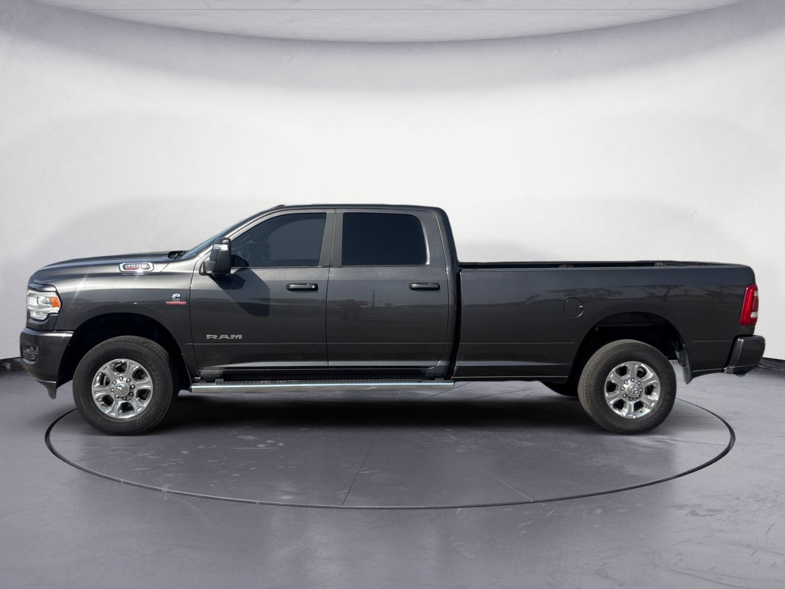 Used 2024 RAM 3500 Big Horn w/ Tech Package AWD/4WD image 3