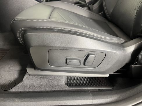 Certified 2023 BMW X1 xDrive28i w/ Convenience Package image 20